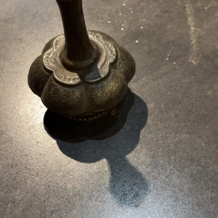 啊***建铜铜蒜头瓶雕花漂亮