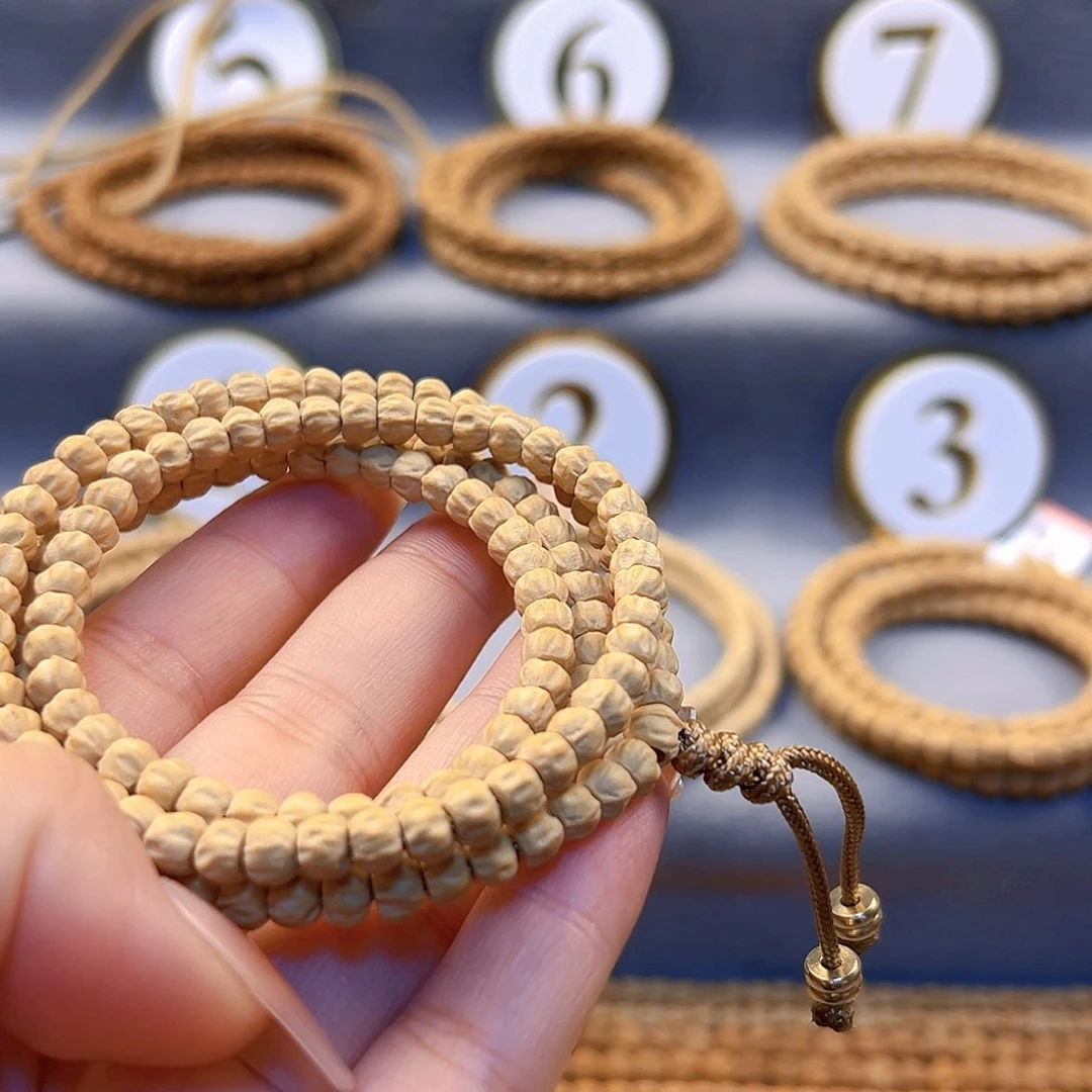 柏香籽/百香籽手串拽***?