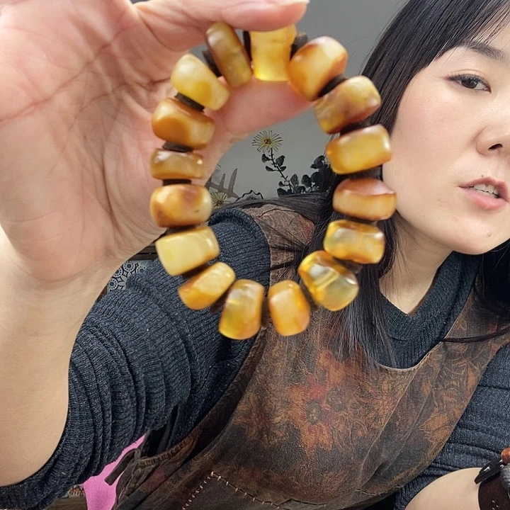 蜜蜡手串未镶嵌二**玲手串