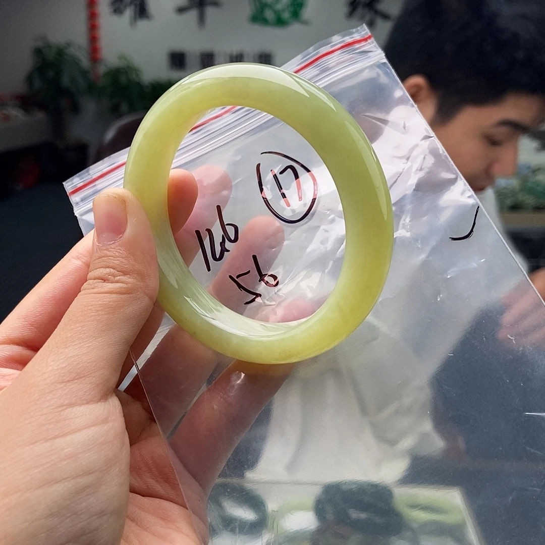 未镶嵌手镯和田玉拍一发一