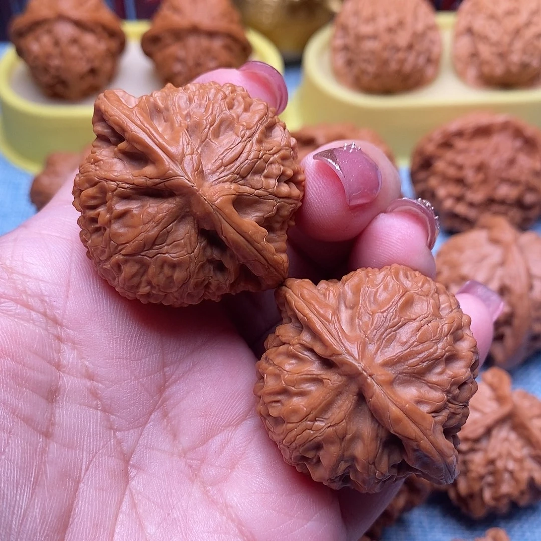 把件文玩核桃毕业肉球宫灯43尺全品