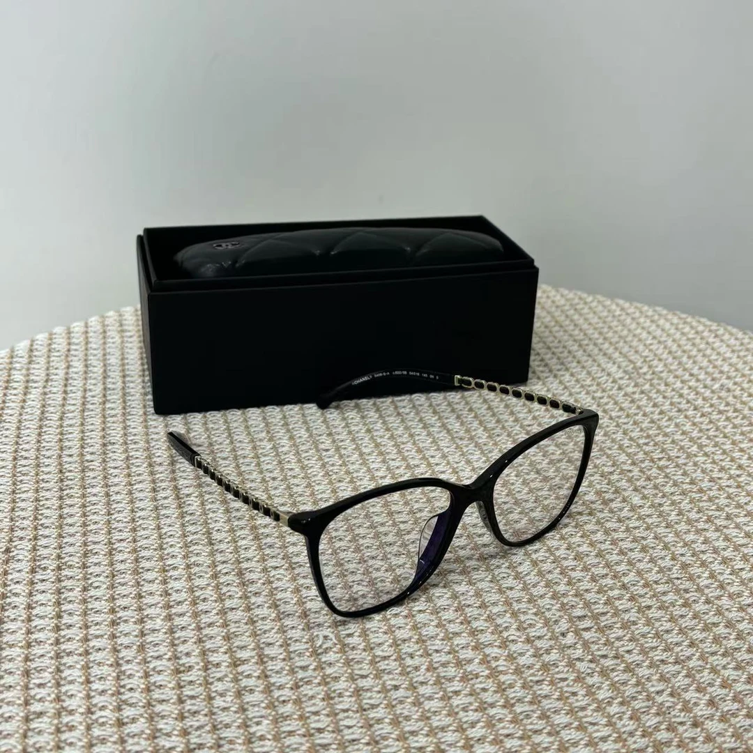 95新 Chanel/香奈儿 黑色平光镜皮穿链镜腿（防蓝光版）