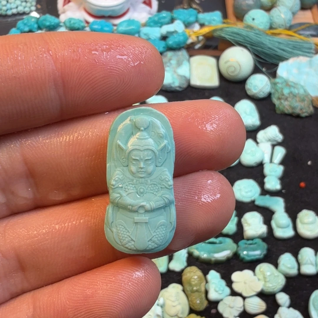 绿松石未镶嵌珠宝奇石