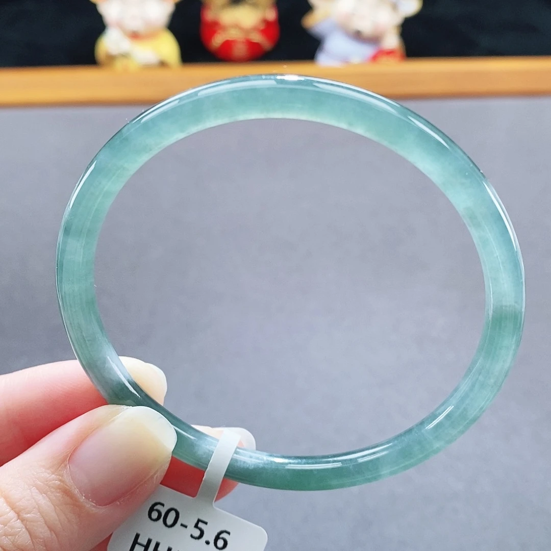 翡翠未镶嵌手镯72