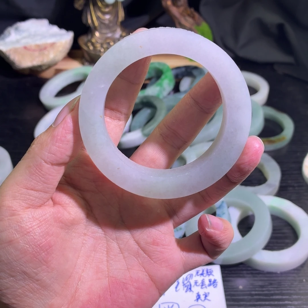 定制翡翠未镶嵌天然翡翠A货毛胚手镯定制