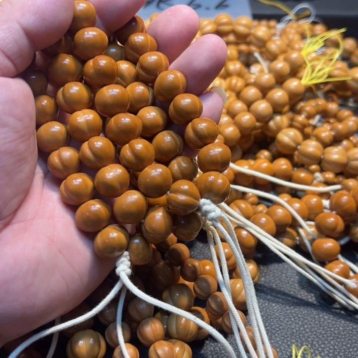 吊坠猴头核桃屁桃手持