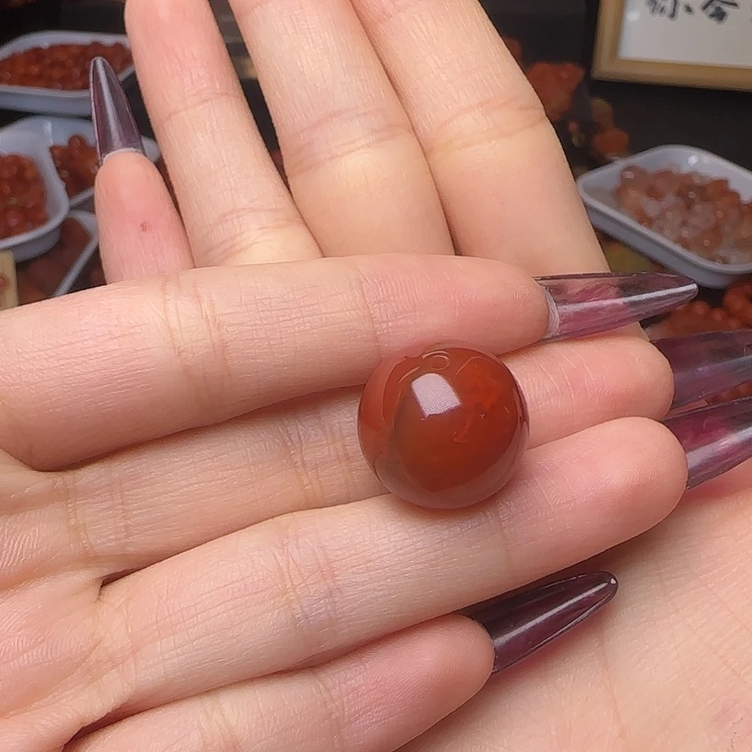 南红玛瑙未镶嵌颈饰