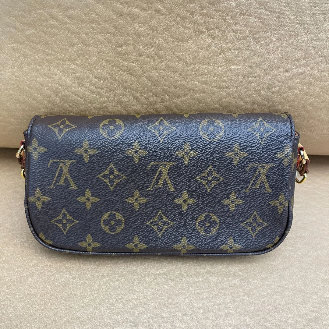 99新 LouisVuitton/路易威登 【辛河奢品】ivy法棍单肩斜跨包