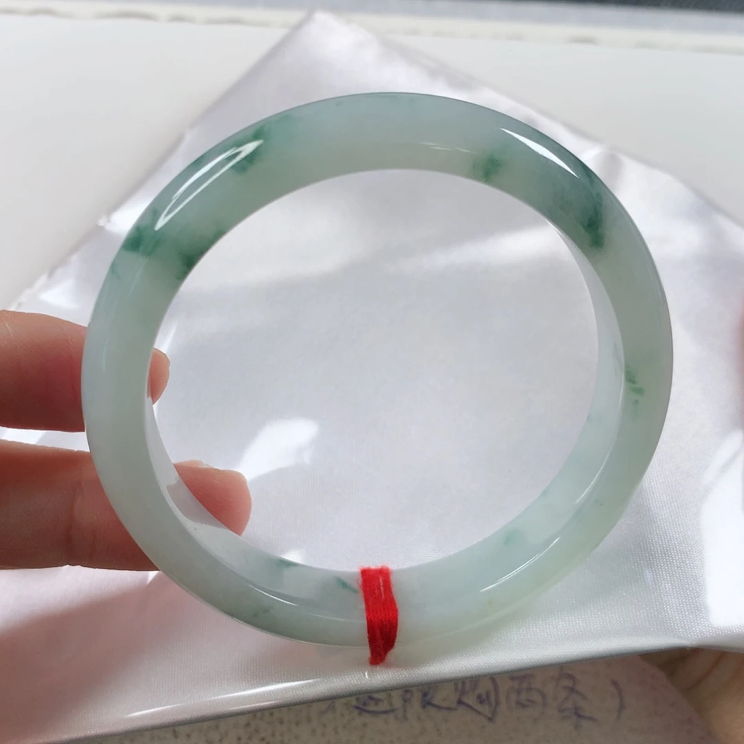 未镶嵌手镯翡翠257