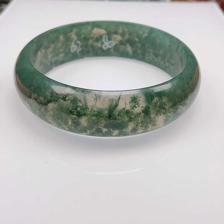 手镯玛瑙/玉髓未镶嵌