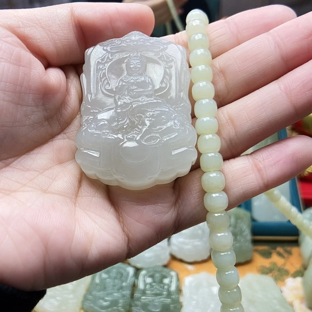 和田玉颈饰未镶嵌黑****丶