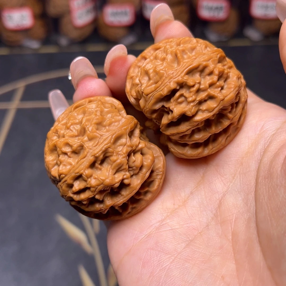 吊坠文玩核桃苹果园44