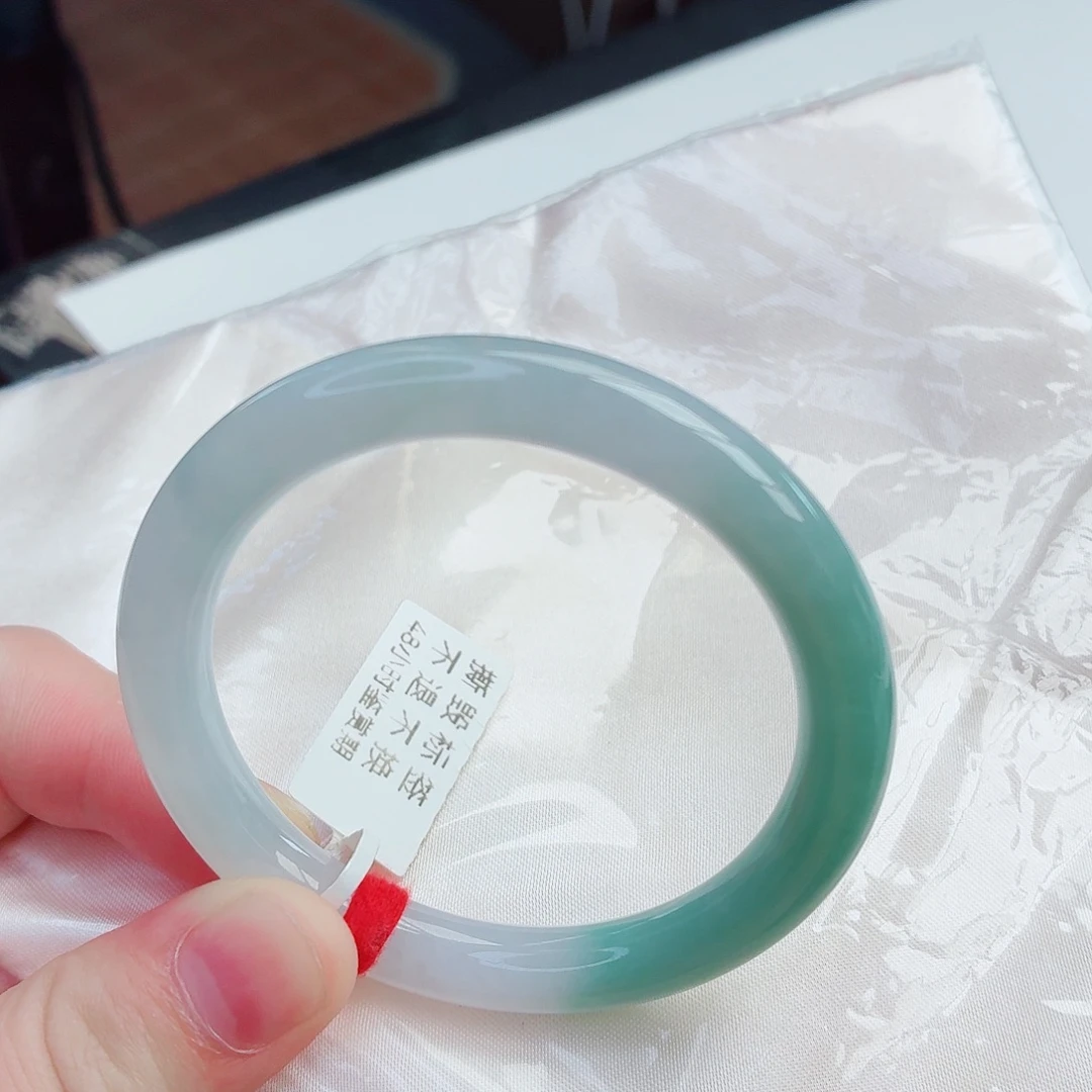 翡翠未镶嵌手镯天然翡翠A货