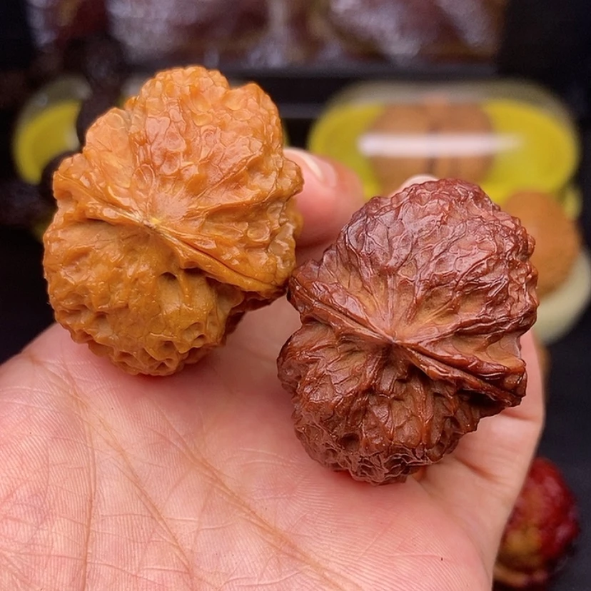 【闪购商品】文玩核桃把件41尺陨石坑元宝