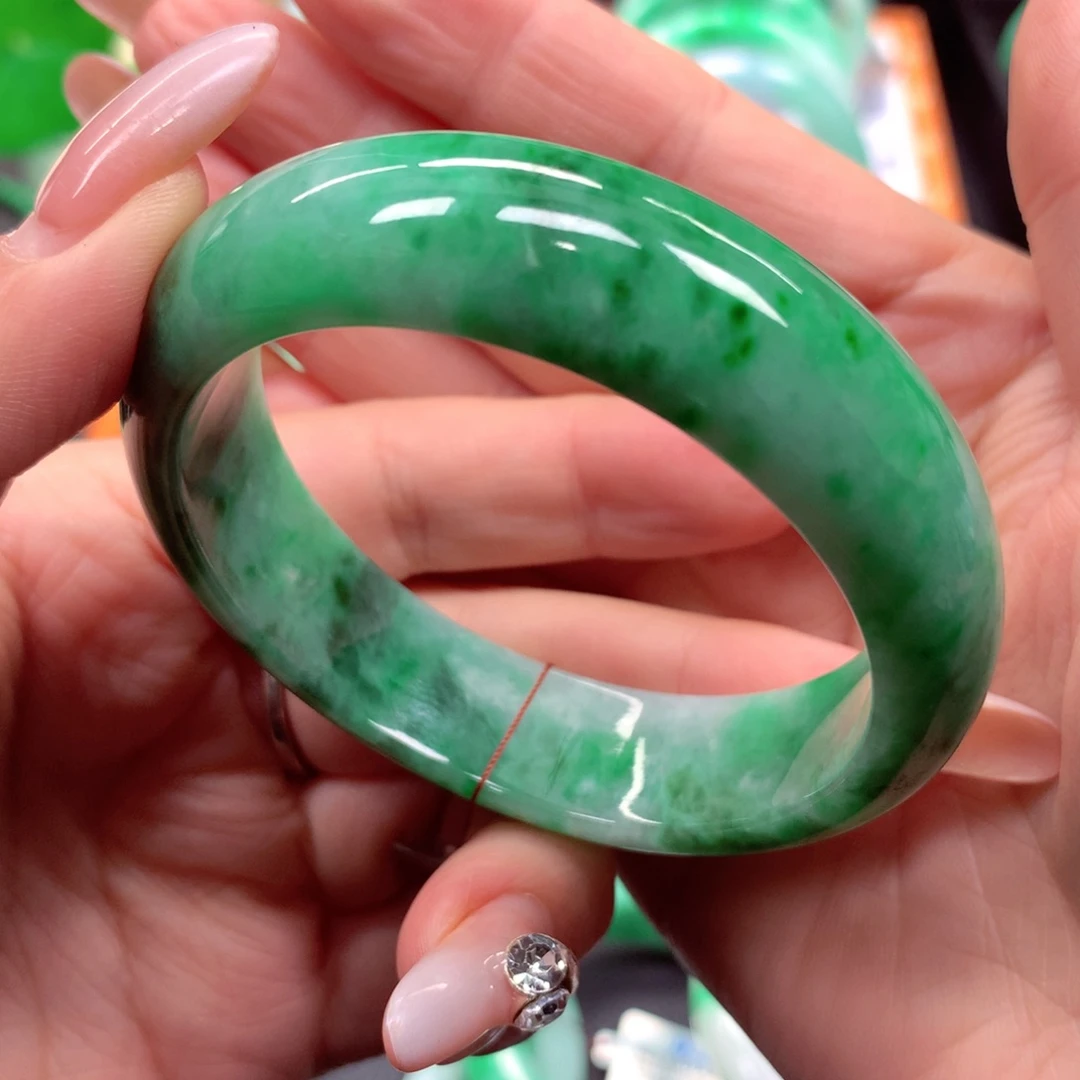 未镶嵌手镯翡翠翡翠