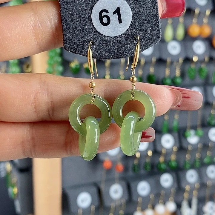 和田玉耳饰18K金镶嵌