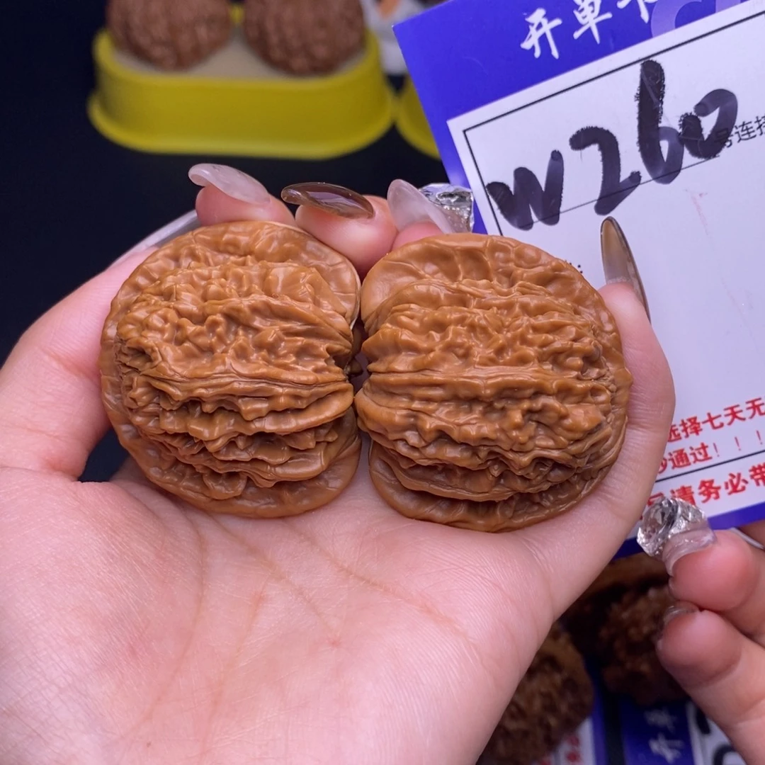 文玩核桃吊坠W260链接 全品四座楼42尺