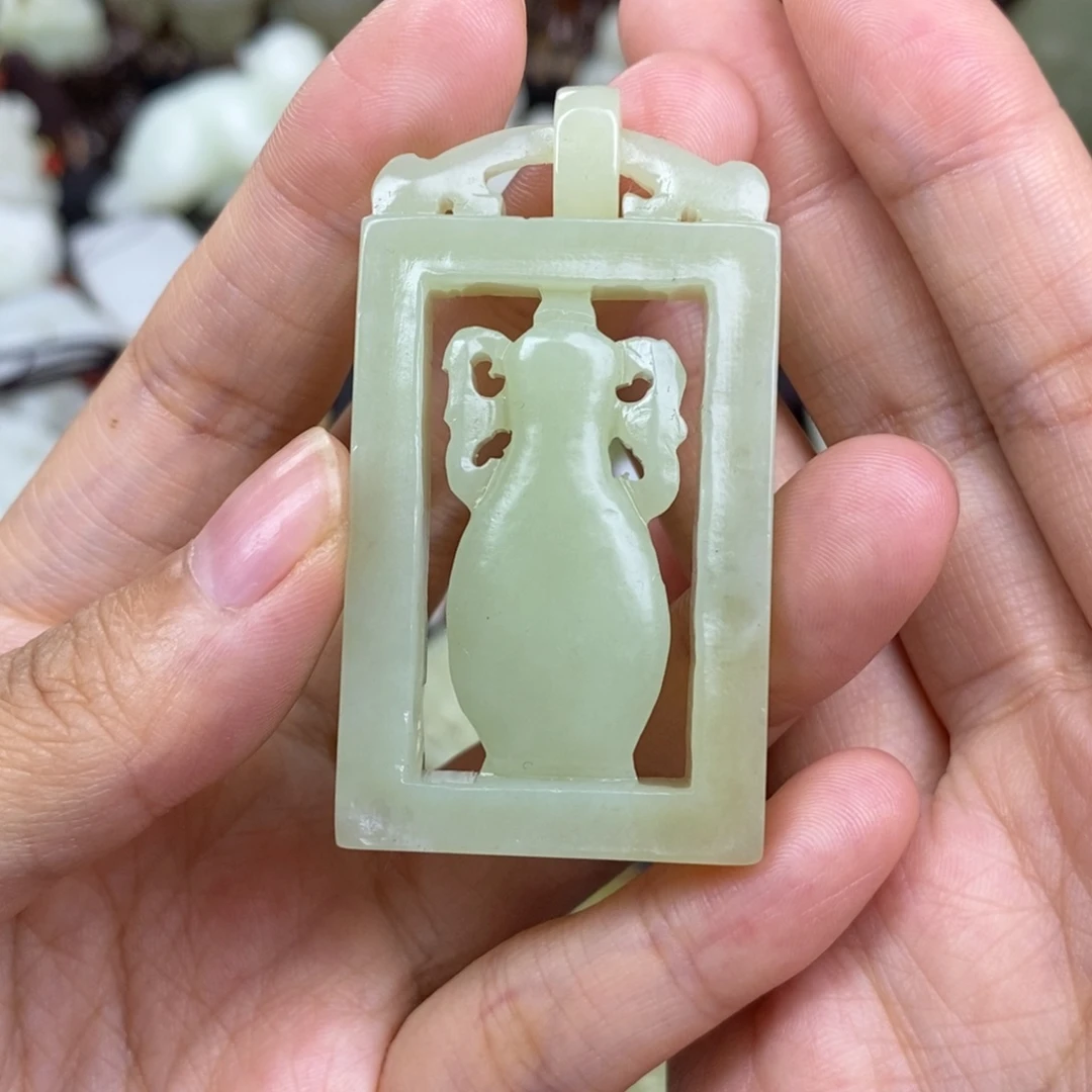 和田玉未镶嵌挂件