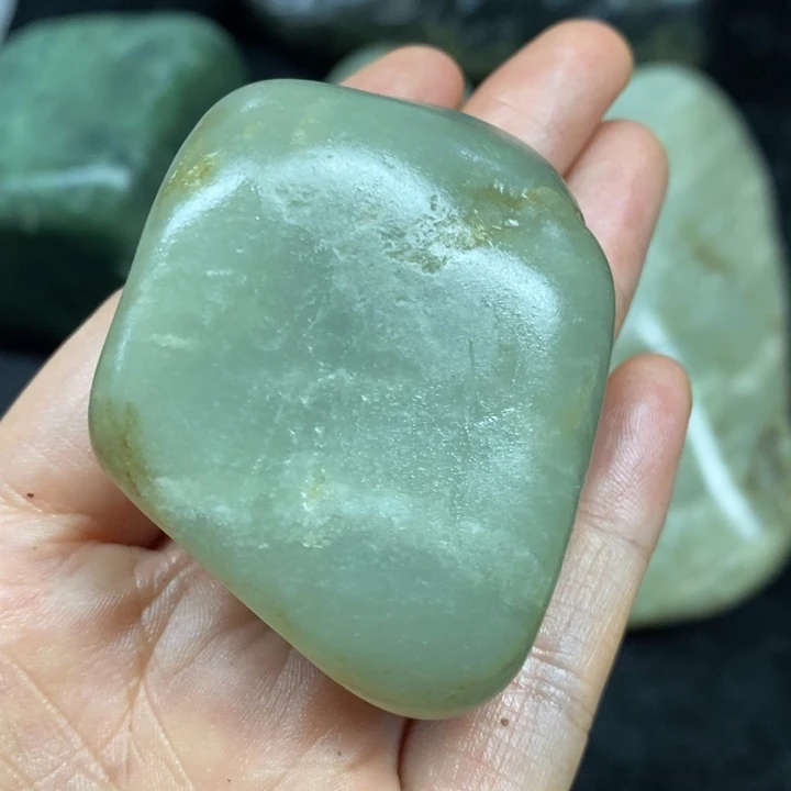 未镶嵌和田玉（糖玉）挂件