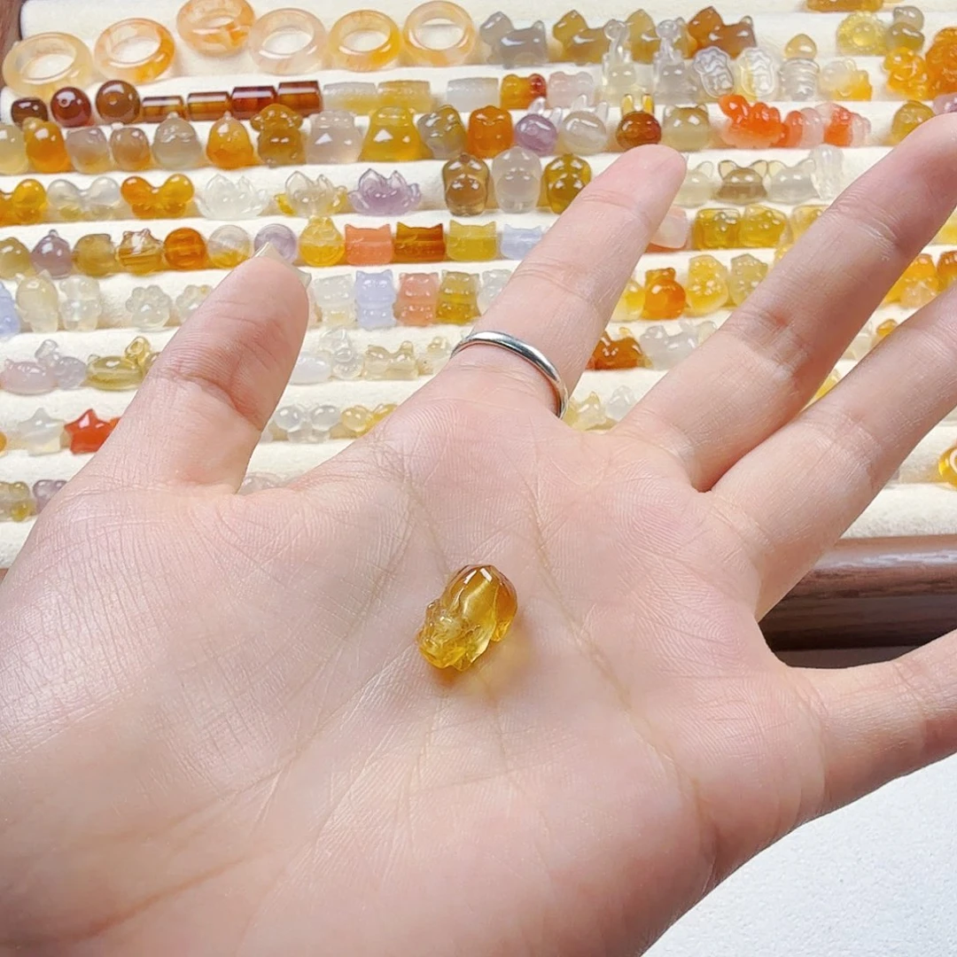 玛瑙/玉髓颈饰合金