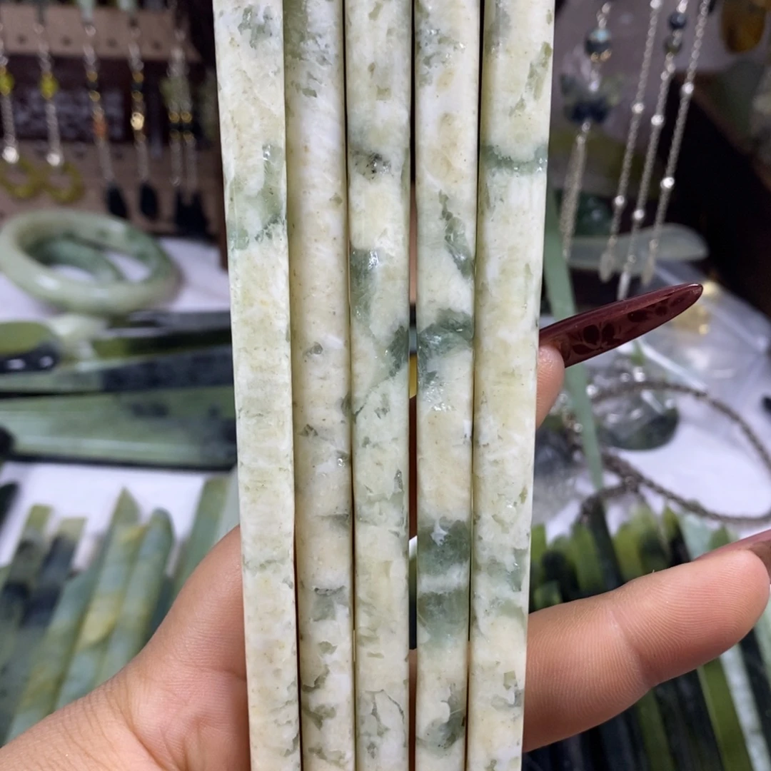 蛇纹石玉未镶嵌发饰