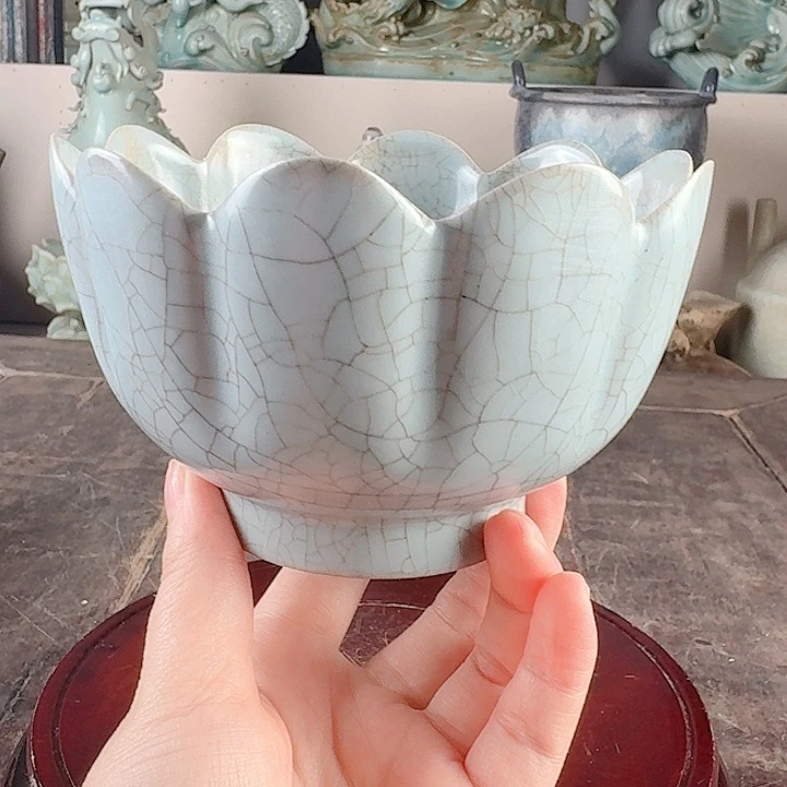 m***g汝窑莲花碗合作愉快