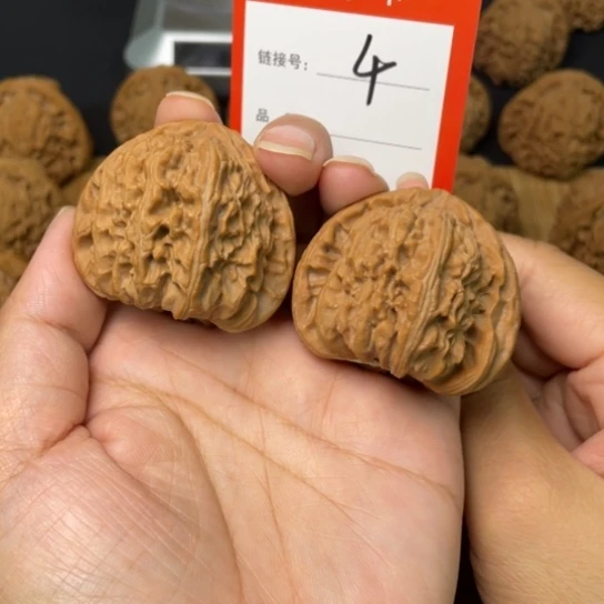 吊坠文玩核桃全品三角白狮子4号