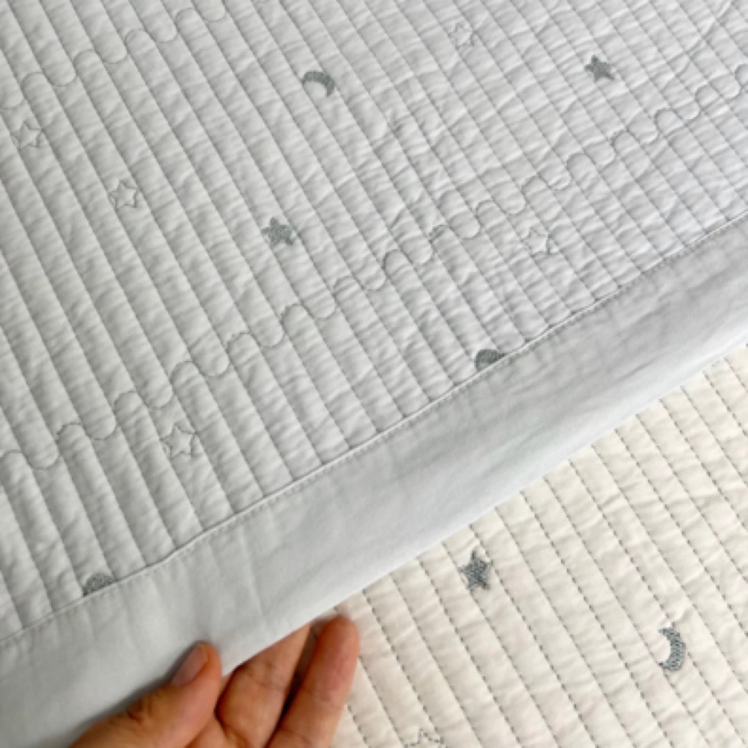 刺绣双面通用莫代尔床盖星月款榻榻米拼接床（缩水20厘米）不能烘干