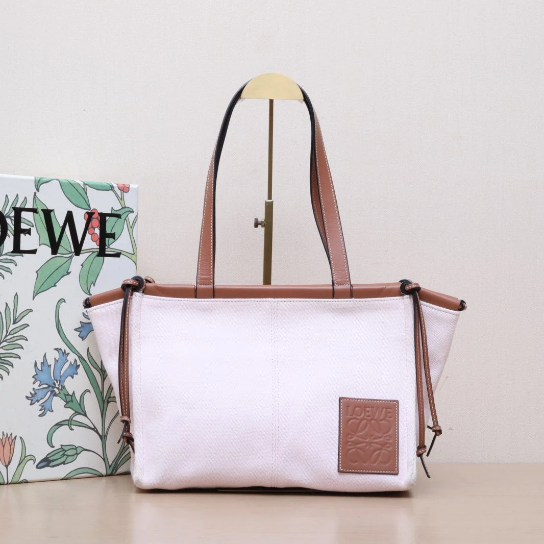 95新 LOEWE/罗意威 【黑黑】硬包口托特包 粉色 377092