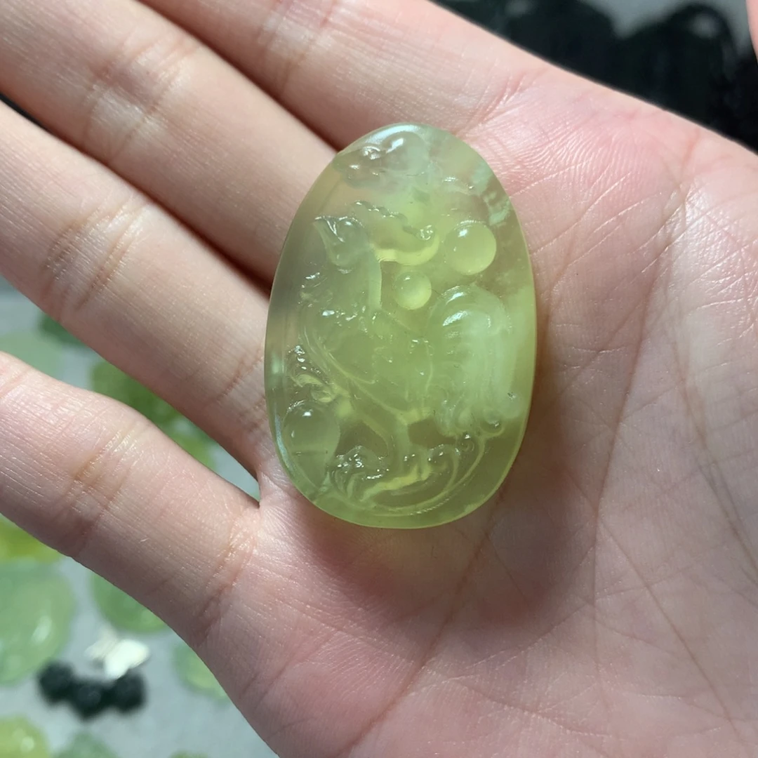 合金蛇纹石玉颈饰