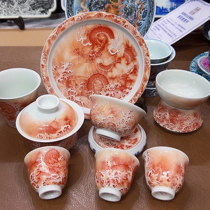 摆件景德镇陶瓷研究所工作的