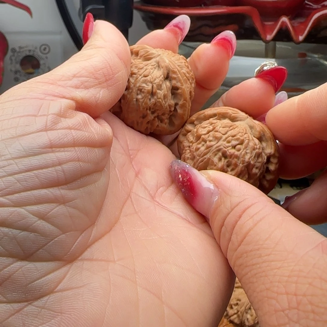 核桃墨*核桃白狮子狮子头