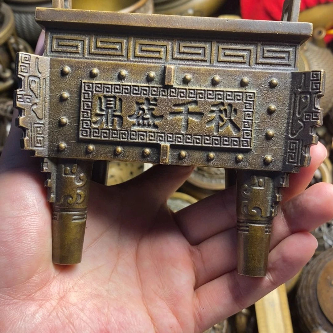 精美铜器做工精良