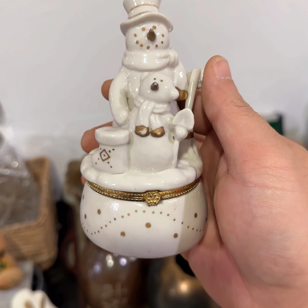 噜*?您好我是个很喜欢的小姐姐