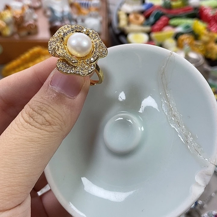瓷片不哈哈哈哈哈哈哈哈吧