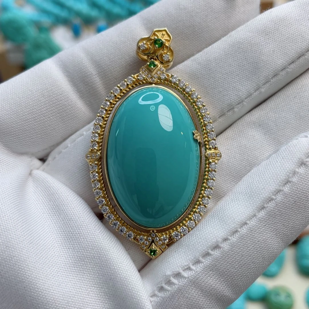 绿松石珠宝奇石18K金镶嵌