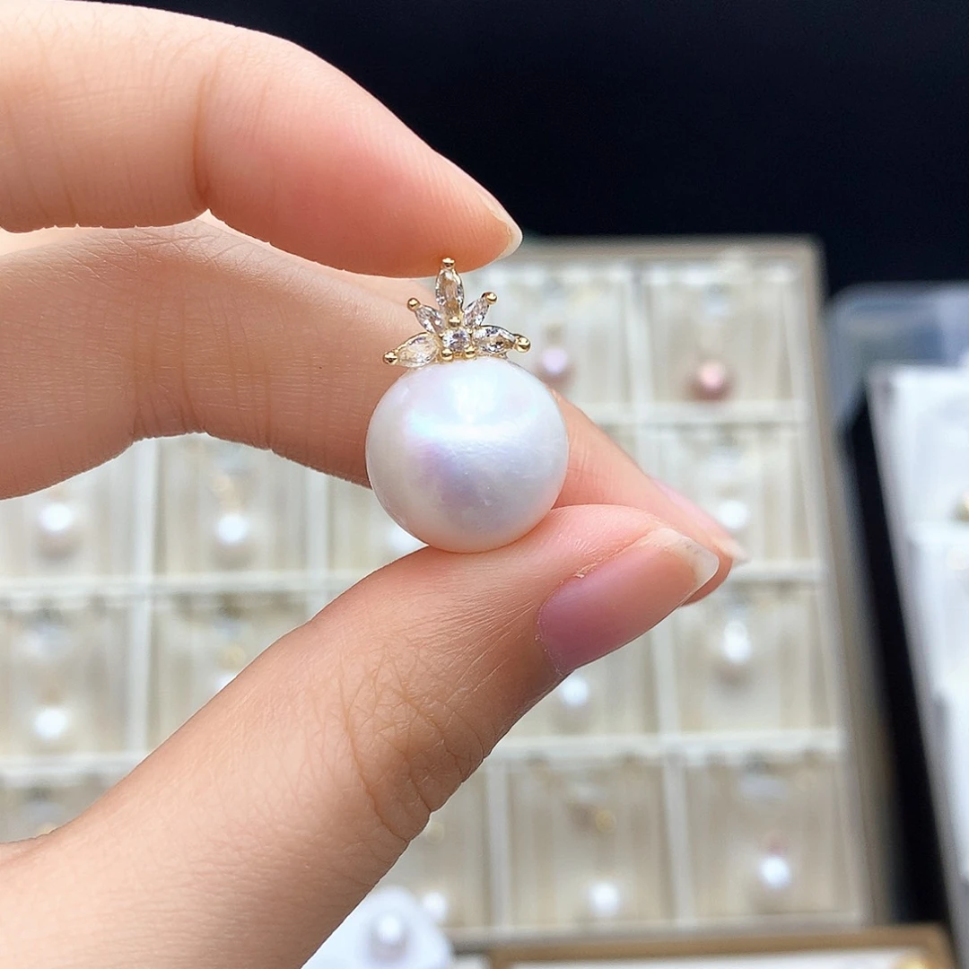 淡水珍珠合金颈饰