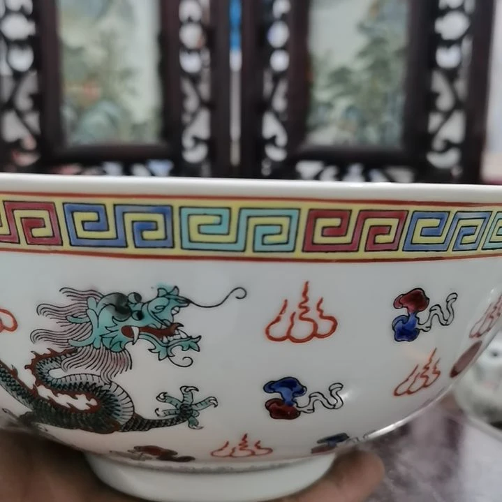 当代景德镇陶瓷工艺品韭**子