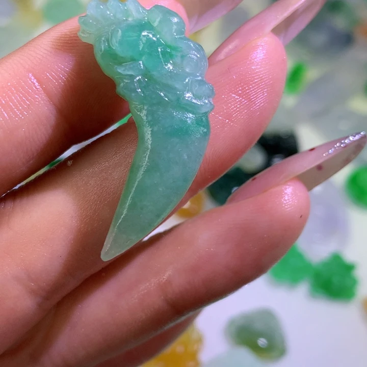 定制翡翠未镶嵌翡翠