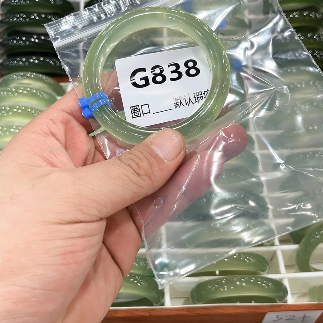 富***儿蛇纹石玉未镶嵌手镯