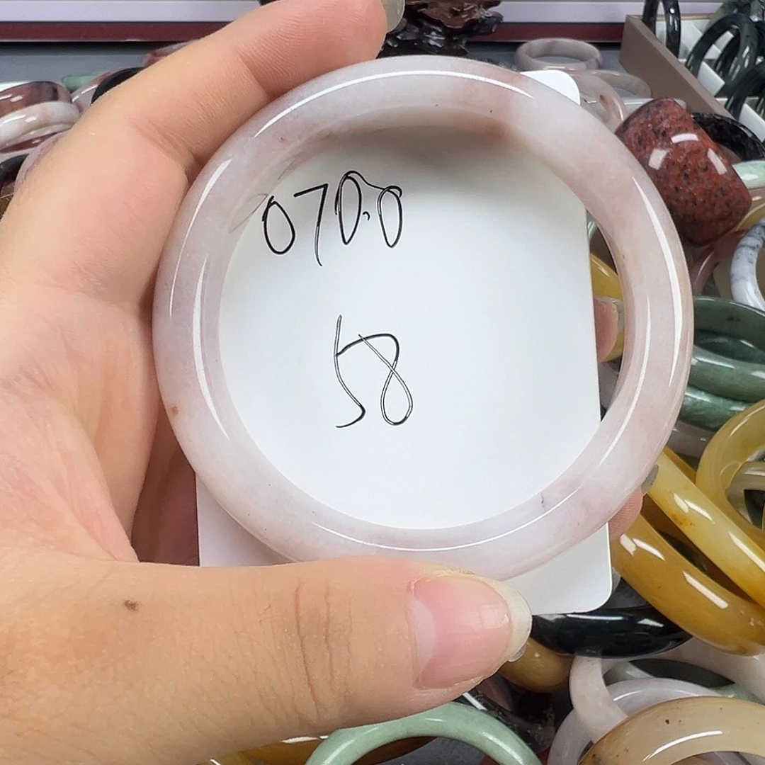 石英质玉手镯未镶嵌0700