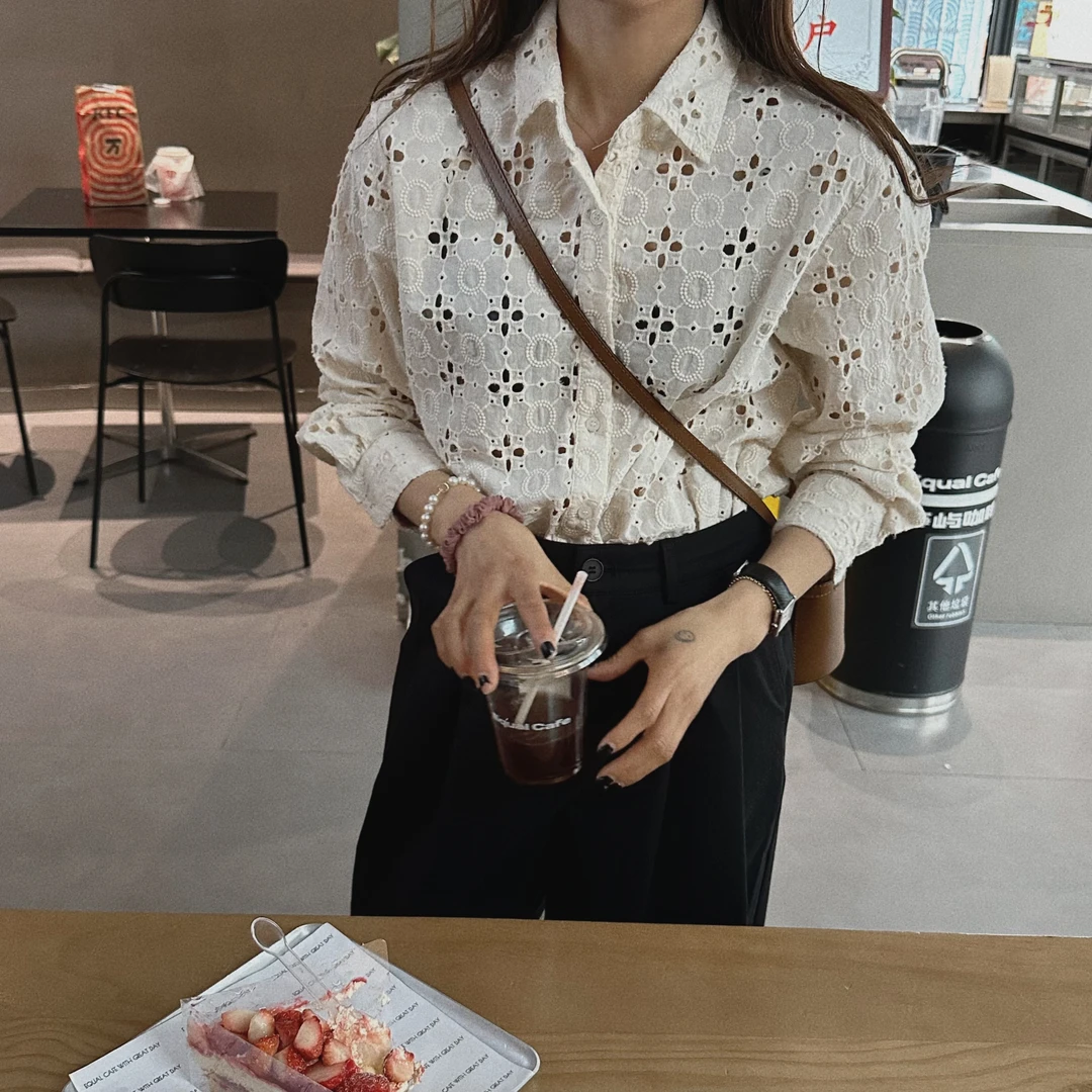 【巴黎】2025新春法式镂空翻领衬衫
