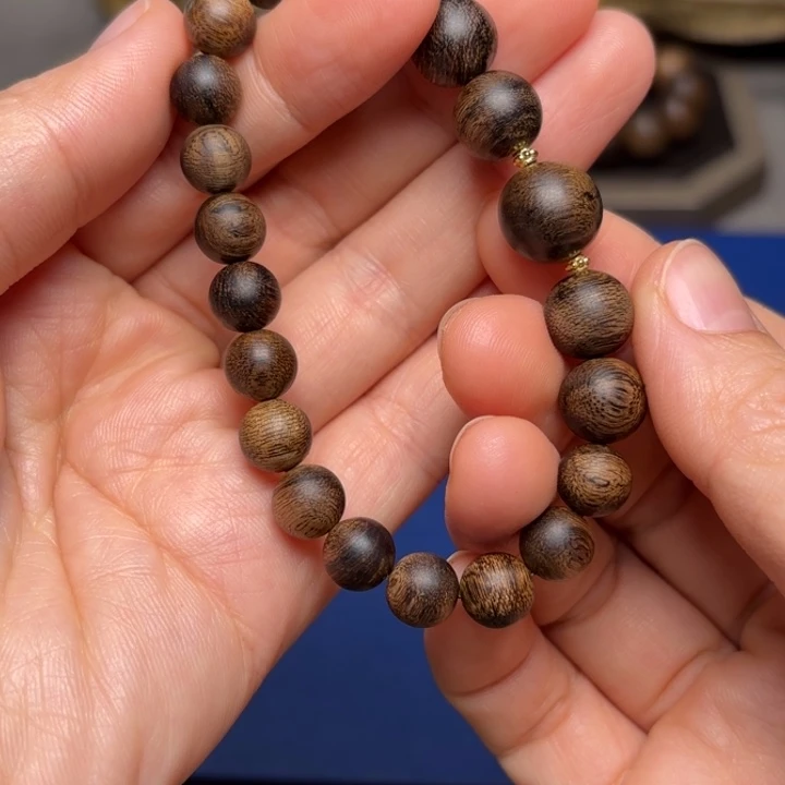 手串沉香越南芽庄紫棋瘤疤0.8设计➕芽庄白棋楠瘤疤设计