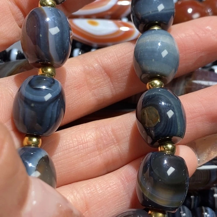 玛瑙/玉髓未镶嵌颈饰