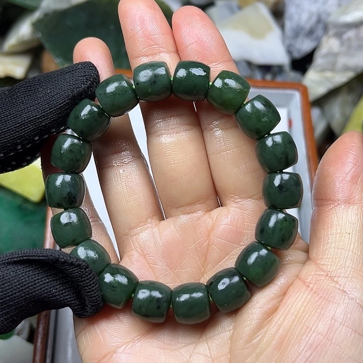 未镶嵌和田玉（糖玉）珠宝奇石