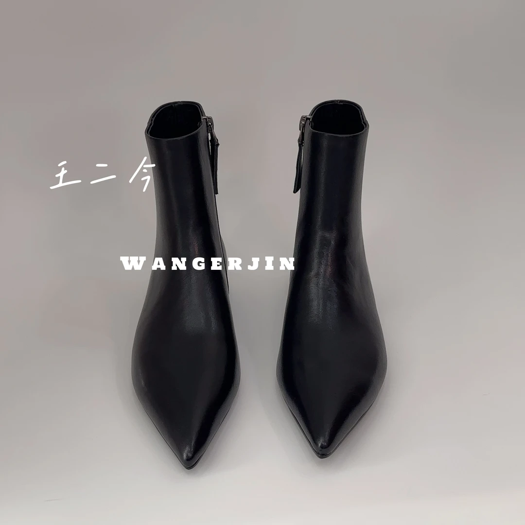 【王二今】牛皮/2CM/平底尖头气质女人时装休闲切尔西靴显瘦短靴女