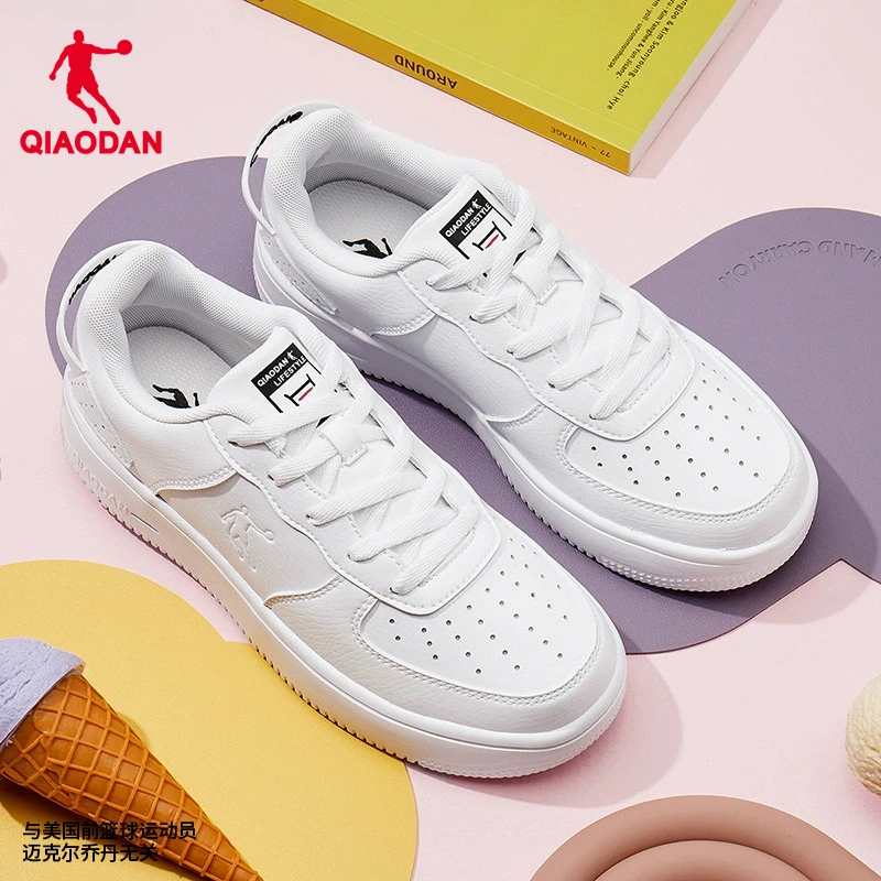 【仁汇优品X】中国乔丹小白鞋板鞋2025四季款情侣鞋XM2590550F SP