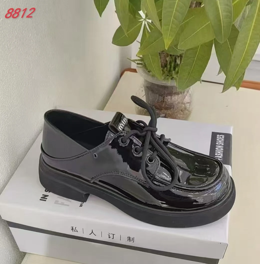 女士休闲鞋鞋8812-A318