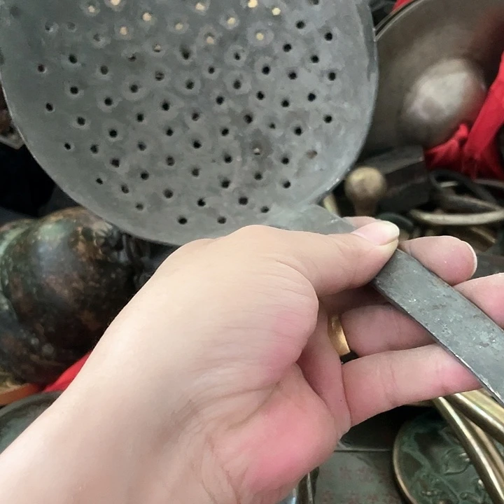 用***5闪电购铜摆件工艺品