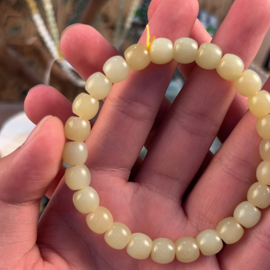 和田玉（糖玉）未镶嵌手链